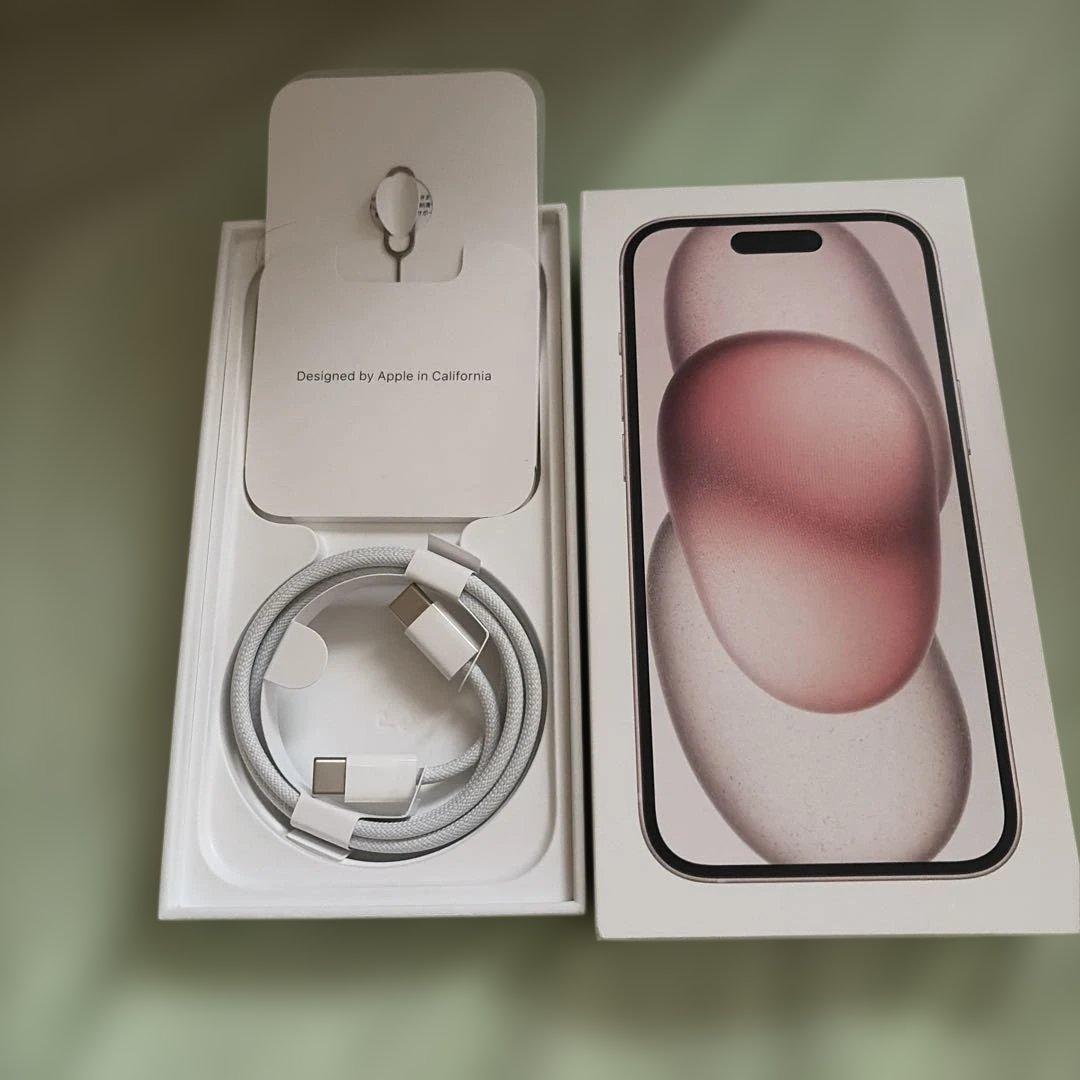 Apple iPhone 15ピンク 美品 箱 充電コード付き