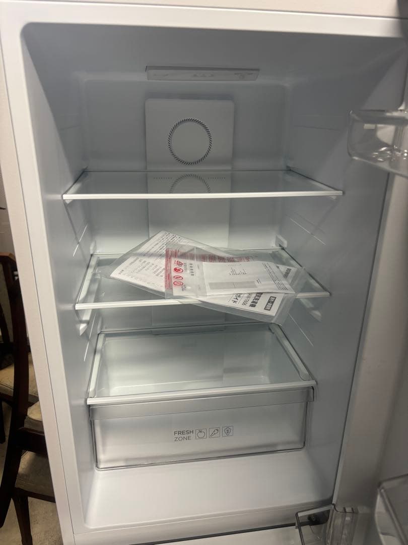 TCL P186BFW 2ドア 186L 冷蔵庫 右開き 2024モデルT