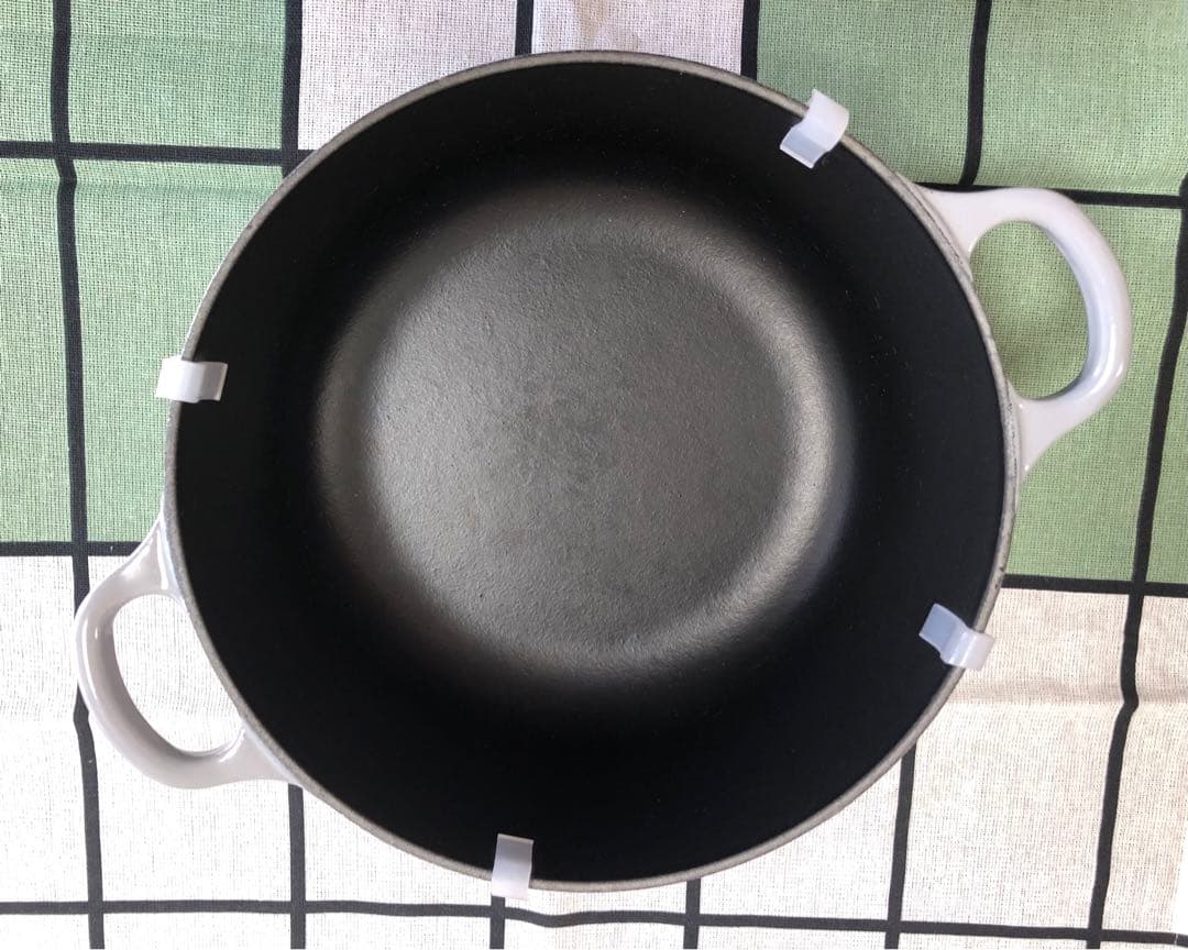 ル・クルーゼ Le Creuset ココット・ロンド 20cm ミストグレー