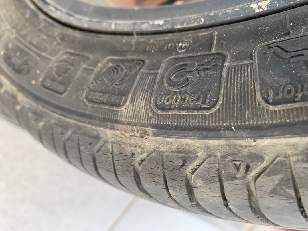 【送料込み】タントカスタム　純正アルミホイール、タイヤセット４本