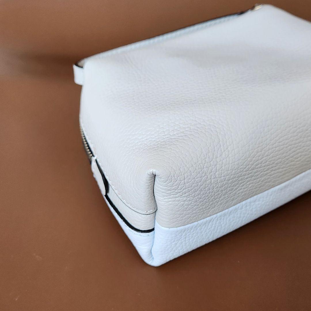 《美品》ジャンニキアリー二 バイカラー ショルダーバッグ アリファS