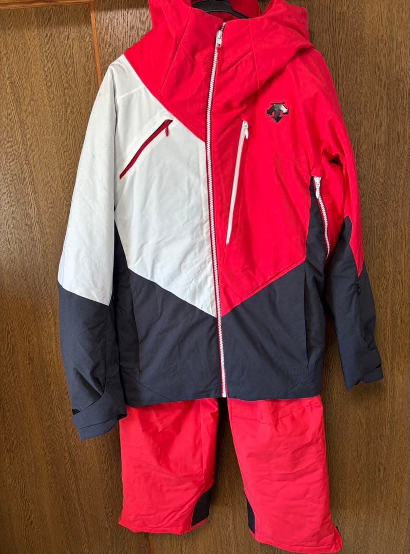 【コンササボさん専用】DESCENTEスキーウエア