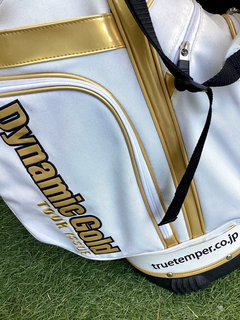 TrueTemperダイナミックゴールドスタンドキャディバッグ