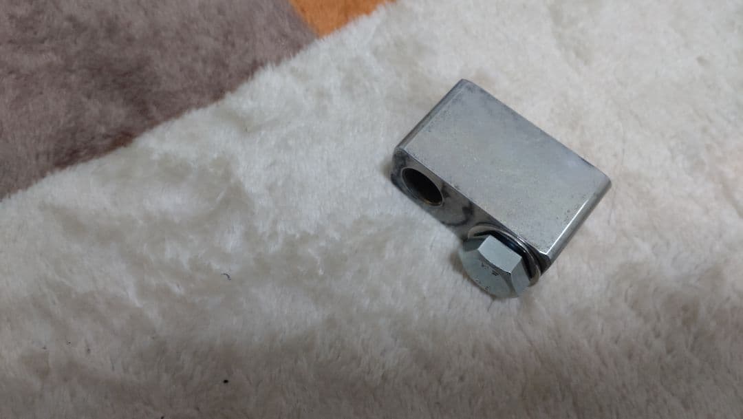 sr400　ペイトンプレイス　マフラー　グッズ　ボアエース　シート