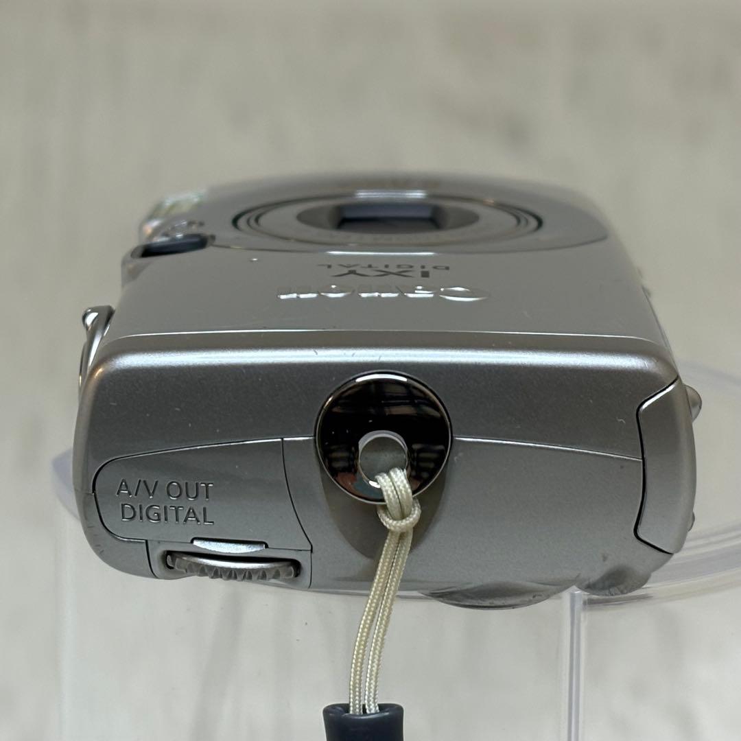 Canon IXY 810IS PC1235 充電器　箱 コンデジ　動作品