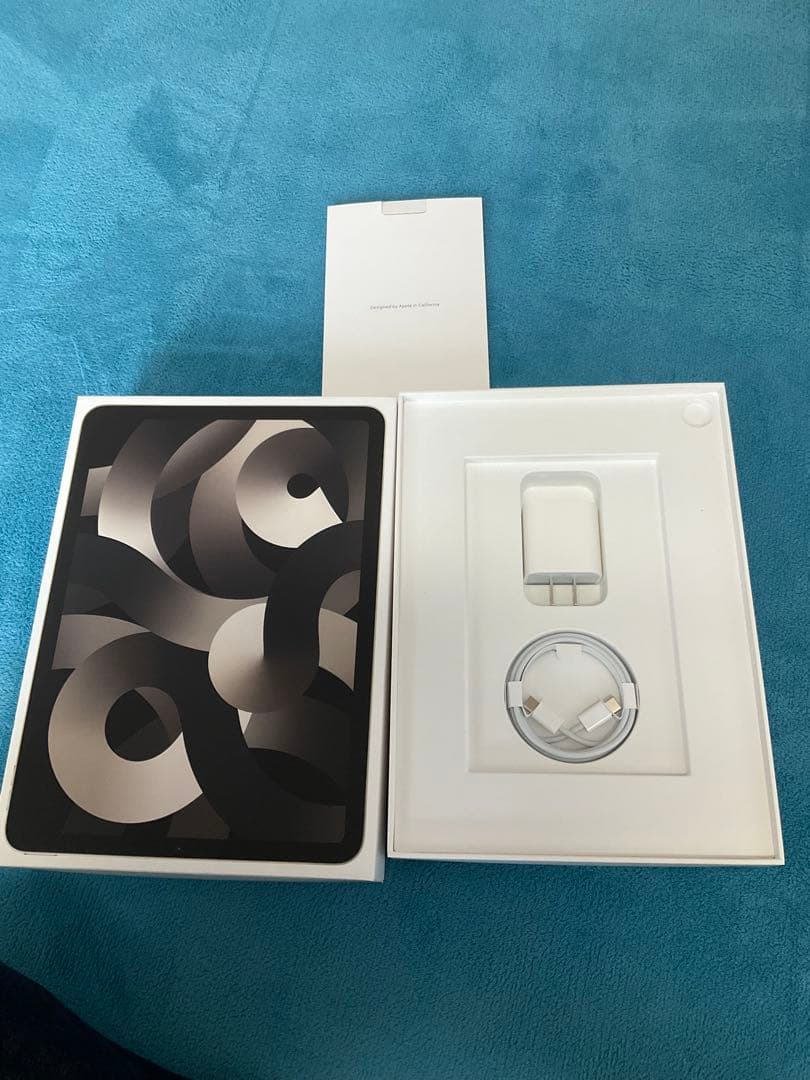 iPad Air 10.9インチ 第5世代 Wi-Fi 64GB スターライト