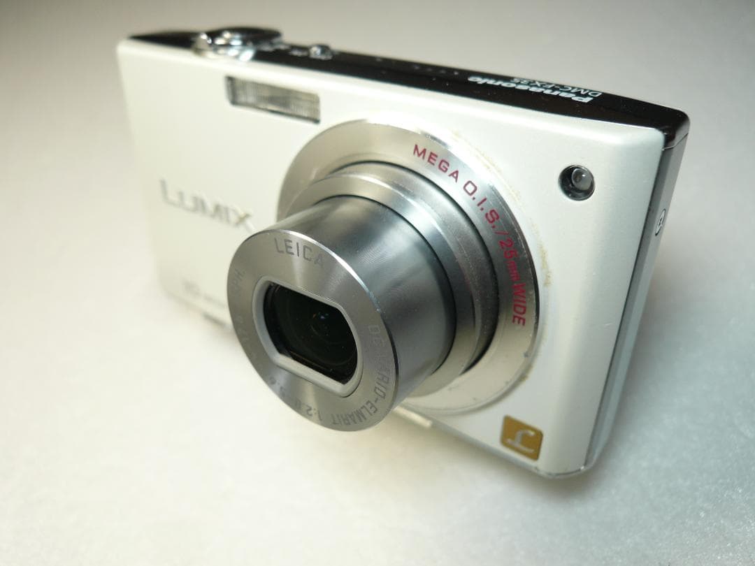 LUMIX★DMC-FX35⭕️安心の実働品★光学４倍★1010万画素★珍しい白