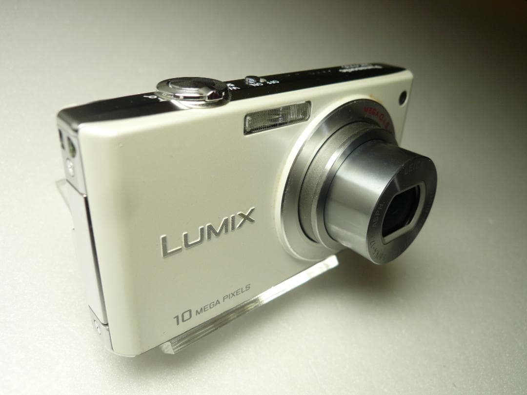 LUMIX★DMC-FX35⭕️安心の実働品★光学４倍★1010万画素★珍しい白