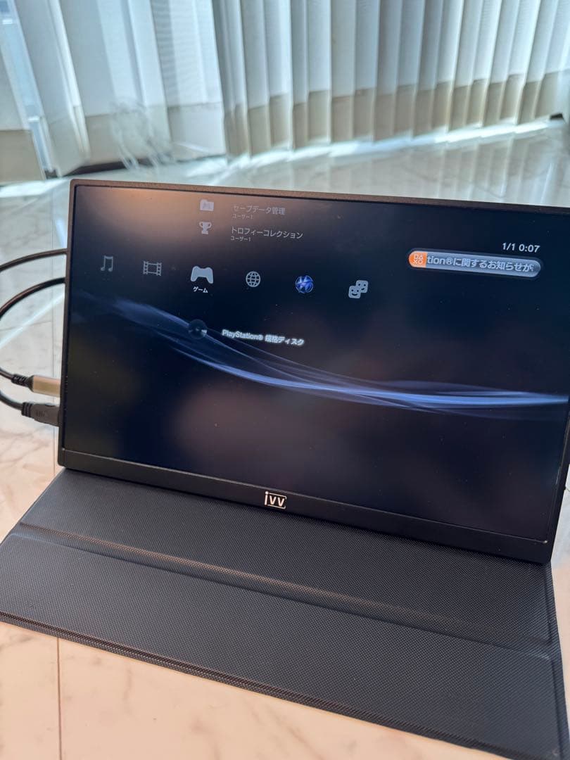 【美品】IVV 13.3インチ モバイル ポータブル モニター 4K IPS液晶