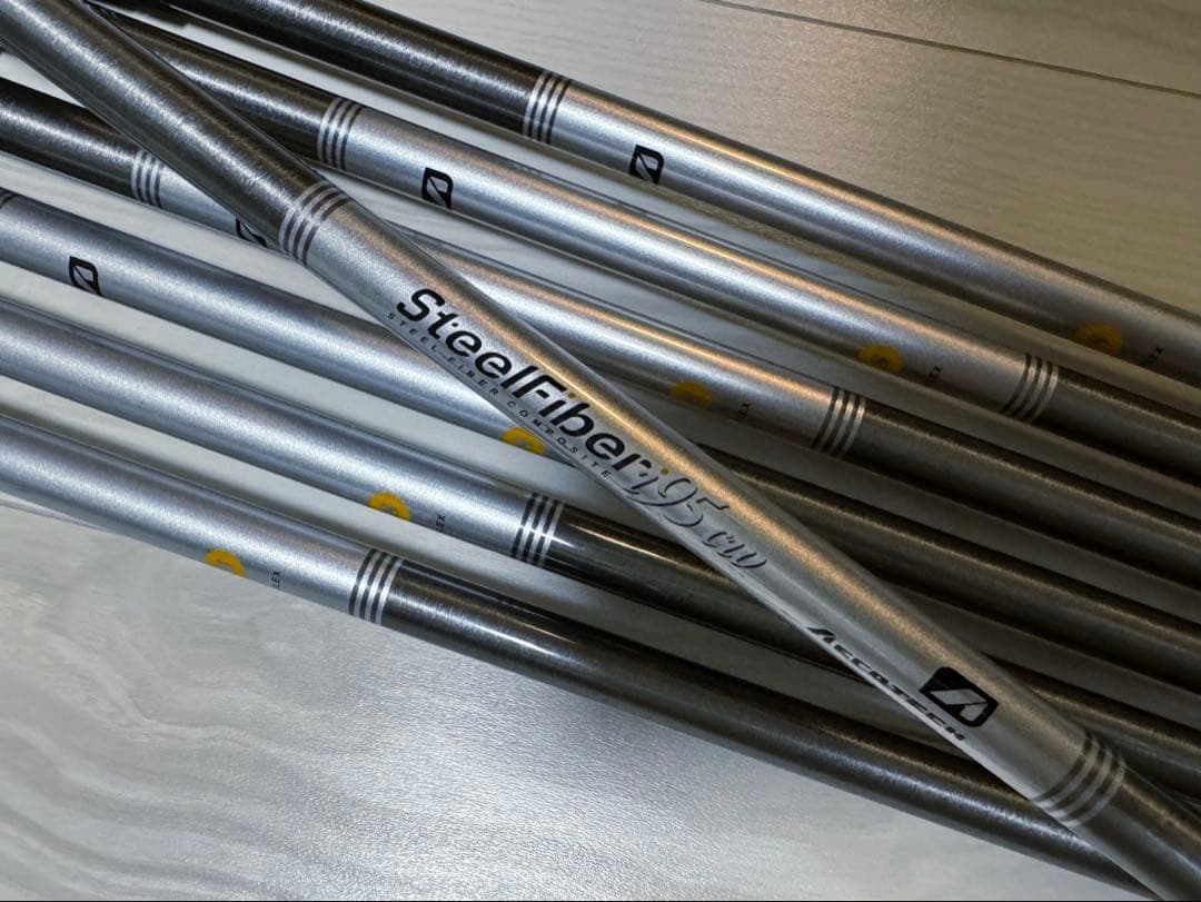 【コブラ】KingTourアイアン5I-GW SteelFiber i95cw