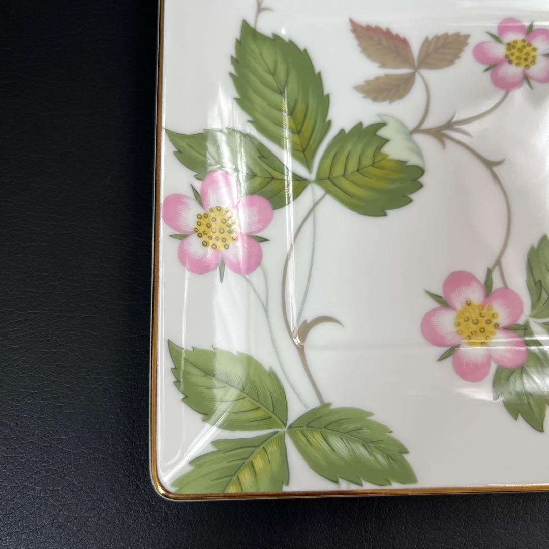 ［新品］ワイルドストロベリー　スクエアトレイ2枚セット