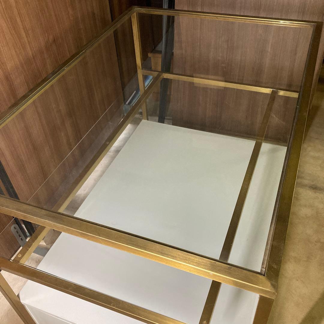 【引き取り限定】定価11万以上！店舗什器　トロッコ引き出し付き　３段テーブル