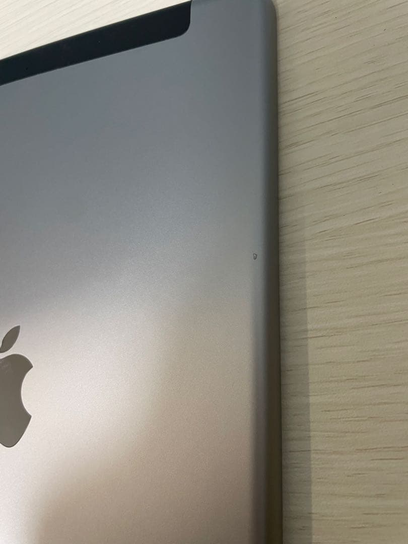 Apple iPad 第5世代 32GB