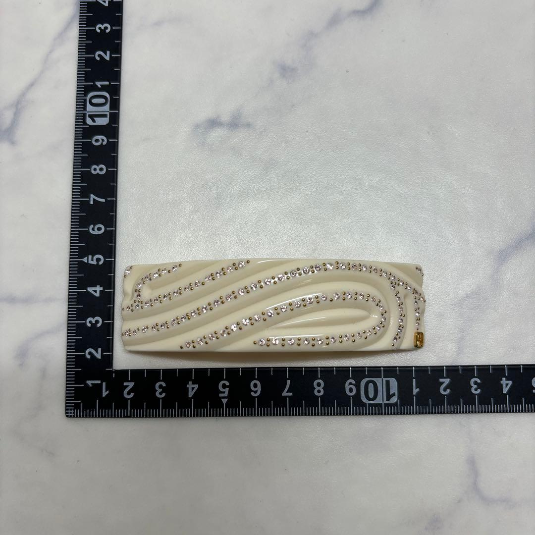 1105 アレクサンドルドゥパリ　バレッタ　ホワイト　傷,汚れあり.