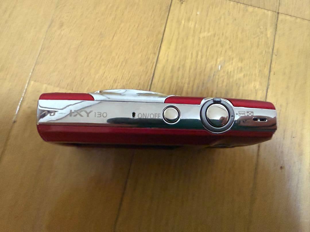 Canon IXY 130 レッド 本体とバッテリー