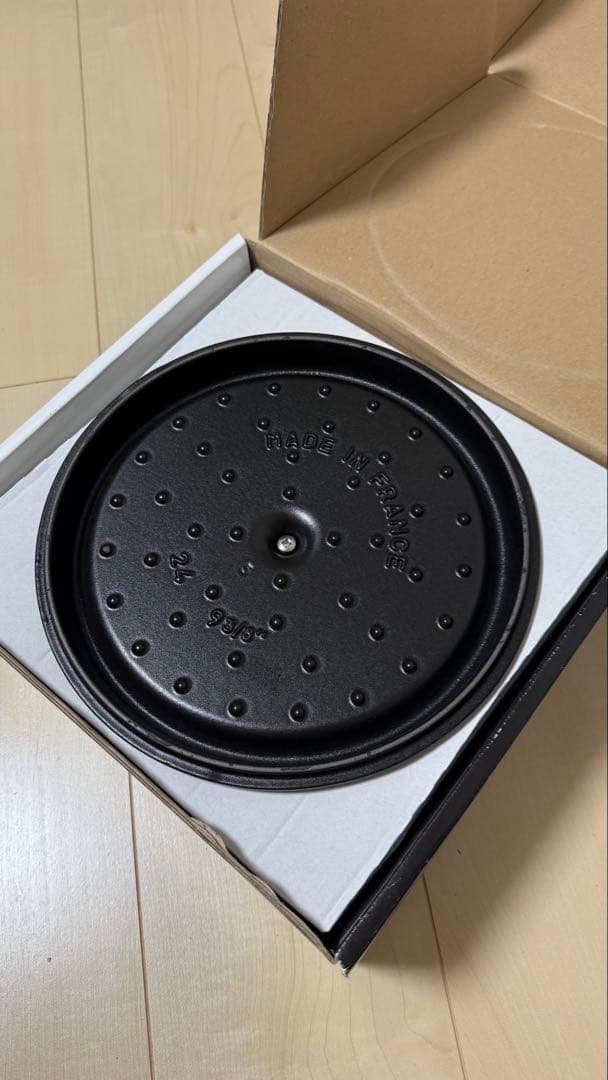 Staub ピコ・ココット ラウンド 24cm ブラック 1102425