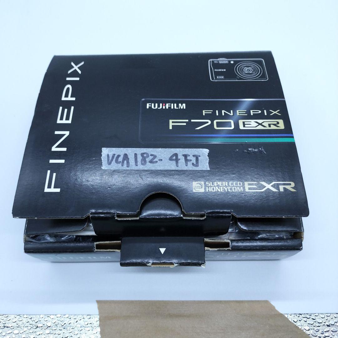 FUJIFILM FinePix F70 EXR シルバー デジカメ