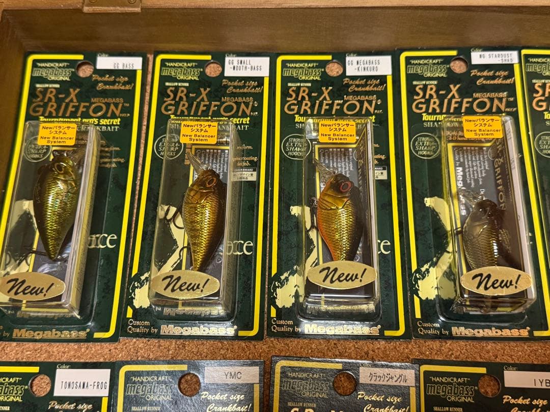 メガバス　SR-Xグリフォン　新品33個　2002年頃のカタログ全カラー