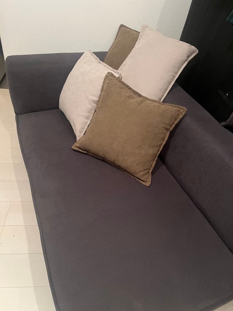 <LOWYA>L字カウチソファ　グレー ✨4つのクッション付