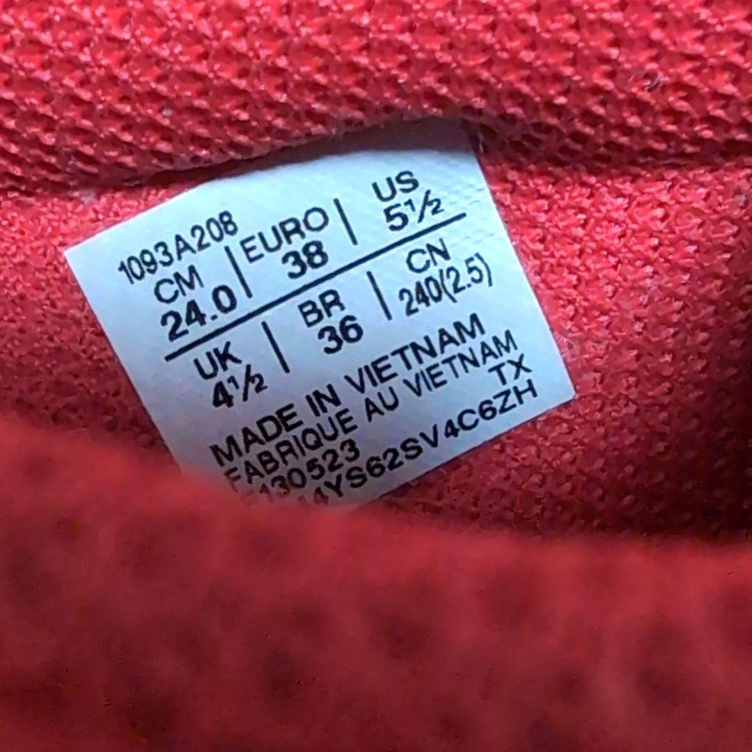 トレーニングシューズ　アシックス　ウィンドスプリント3　レッド24.0cm 美品