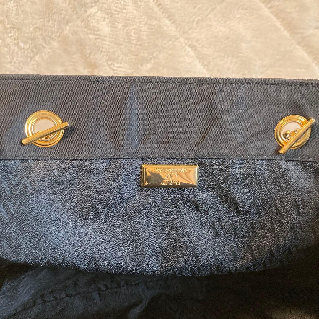 美品　ヴァレンティノ　チェーンショルダーバッグ　キルティング　インナーバッグ　黒