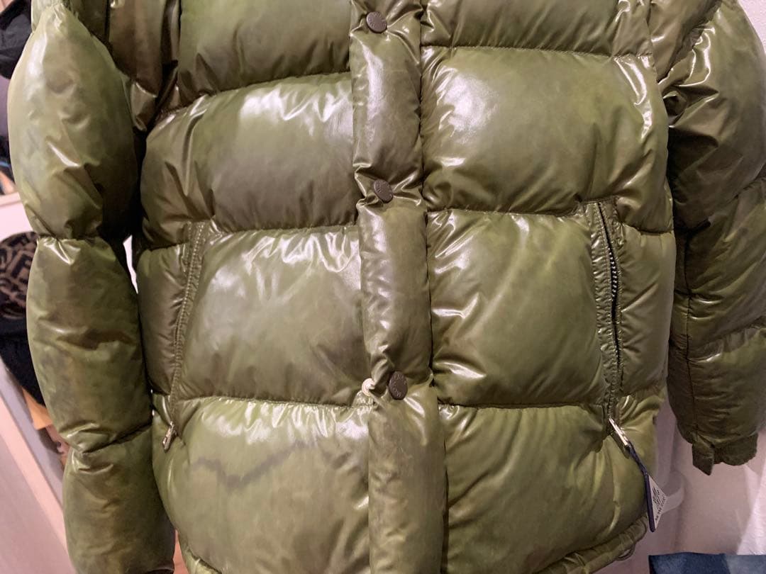 モンクレール　 ダウンジャケット EVEREST グリーン系　サイズ2