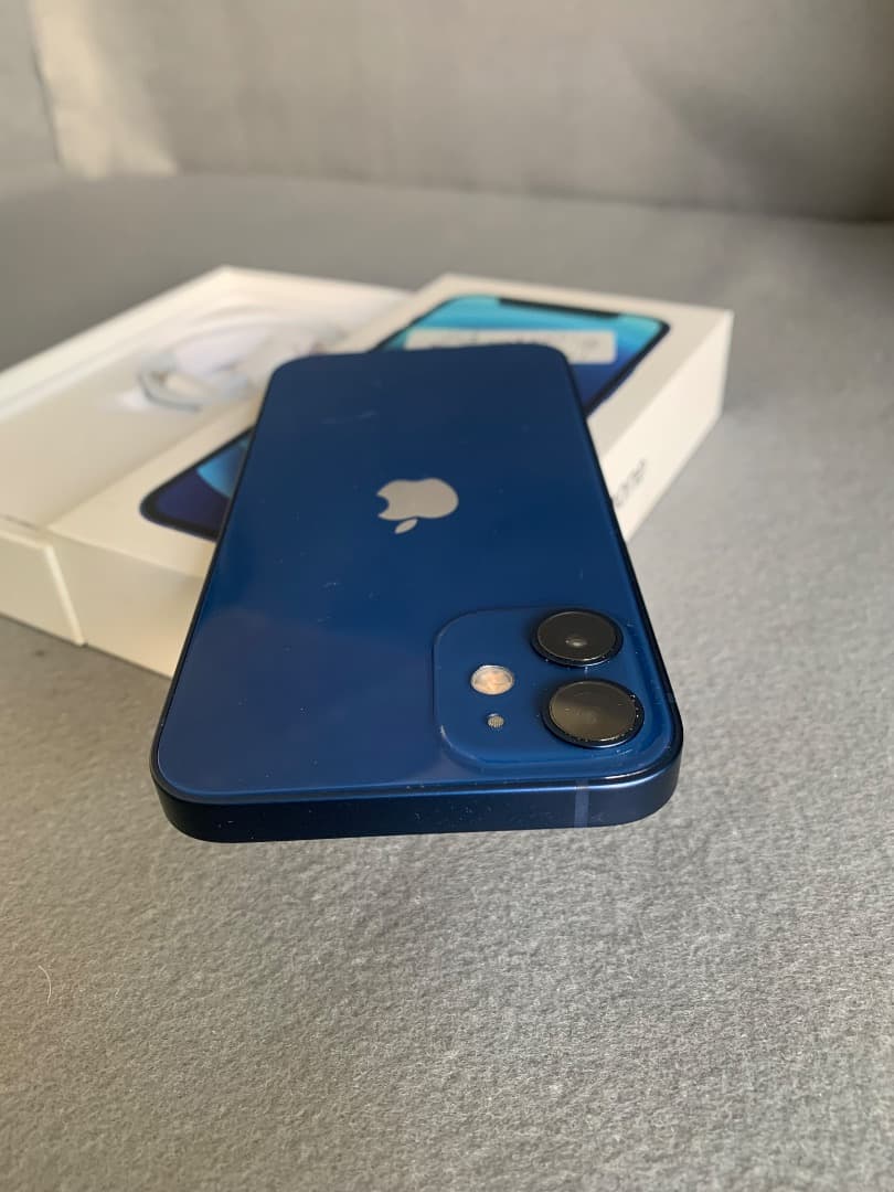 美品　国内版　SIMフリー　iPhone12　mini 128GB ブルー色