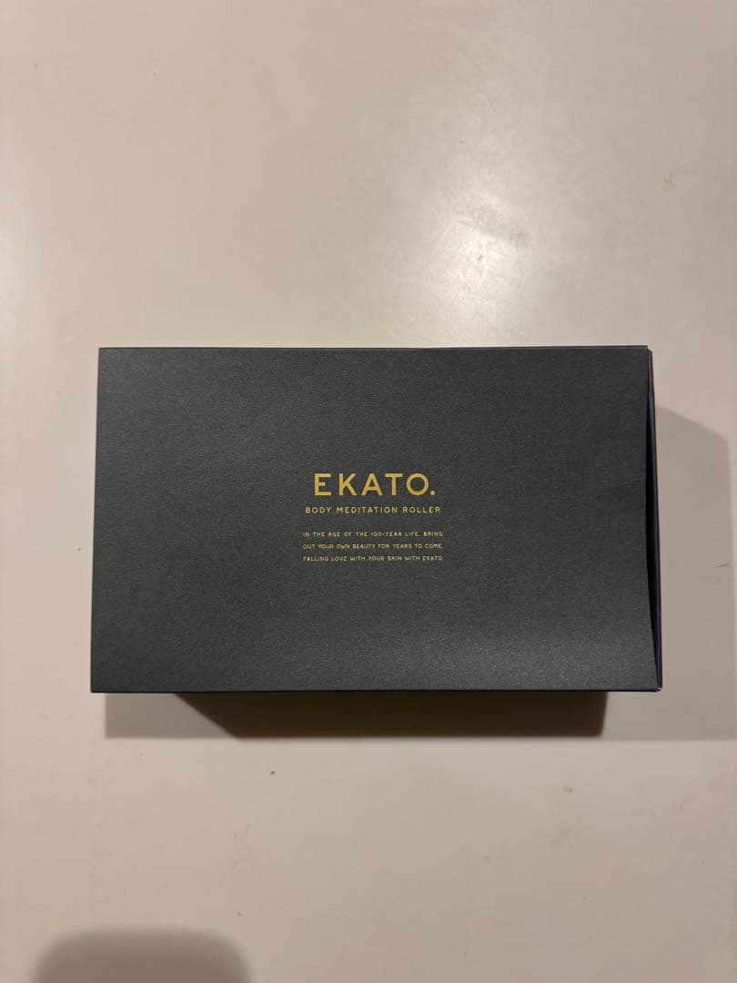 EKATO 美顔ローラー ホワイト/ゴールド