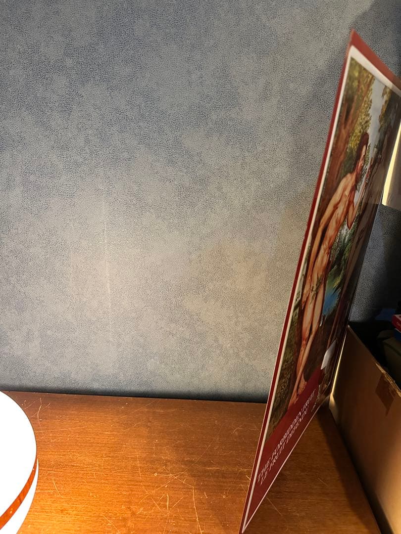 ヒューガルデンビール　禁断の果実　アダムとイヴ　ティン看板