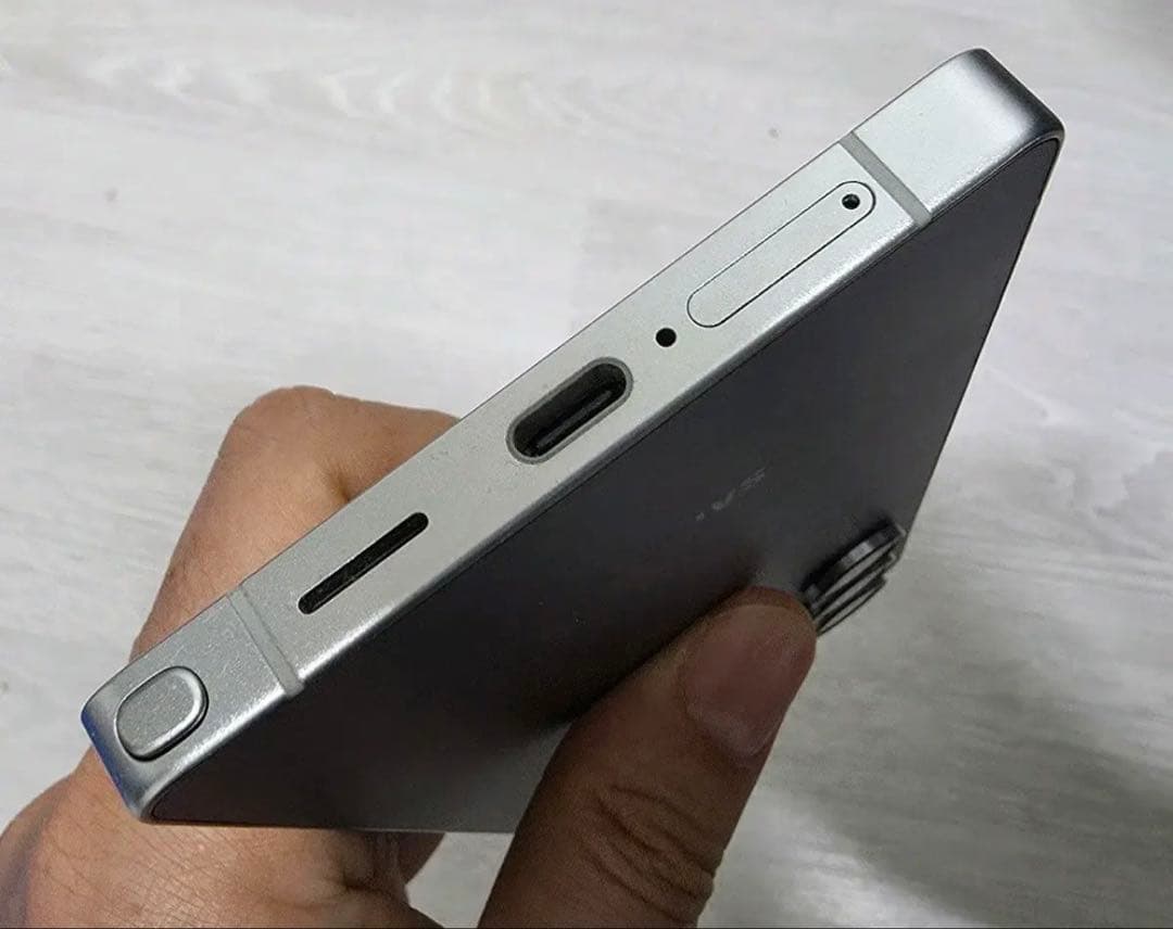 ★Galaxy S25 ultra 1TBチタニウムシルバーブルー
