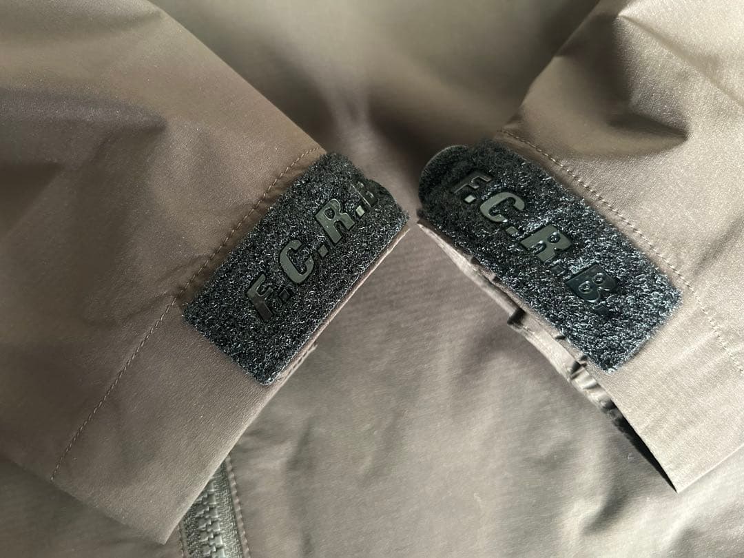 T*読様 新品　F.C.R.B. オールウェザージャケット FC RealBri