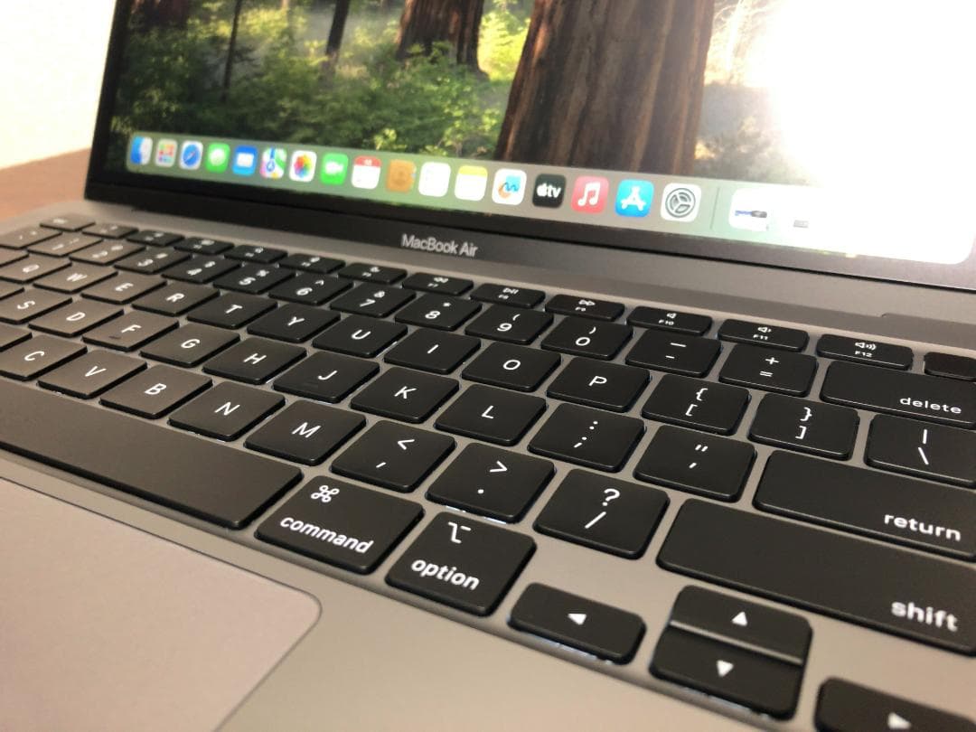 MacBook Air M1 スペースグレイ
