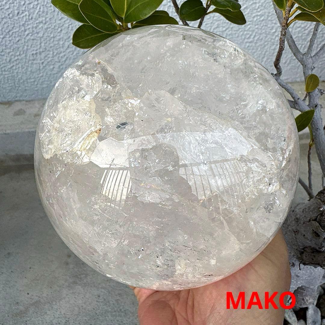 M1597☆水晶丸玉138mm 3.4Kg☆天然石　原石