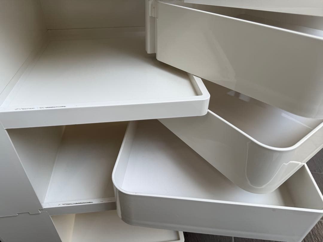 【正規品】 ボビーワゴン　3段4トレイ ホワイト　刻印