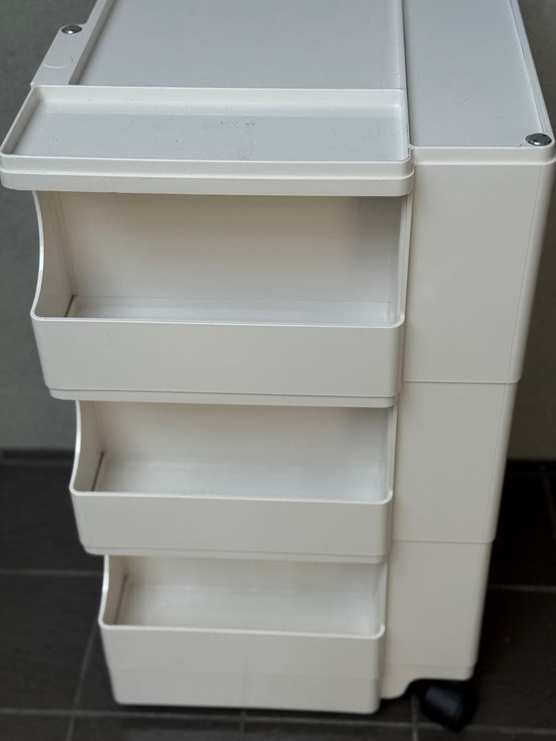 【正規品】 ボビーワゴン　3段4トレイ ホワイト　刻印