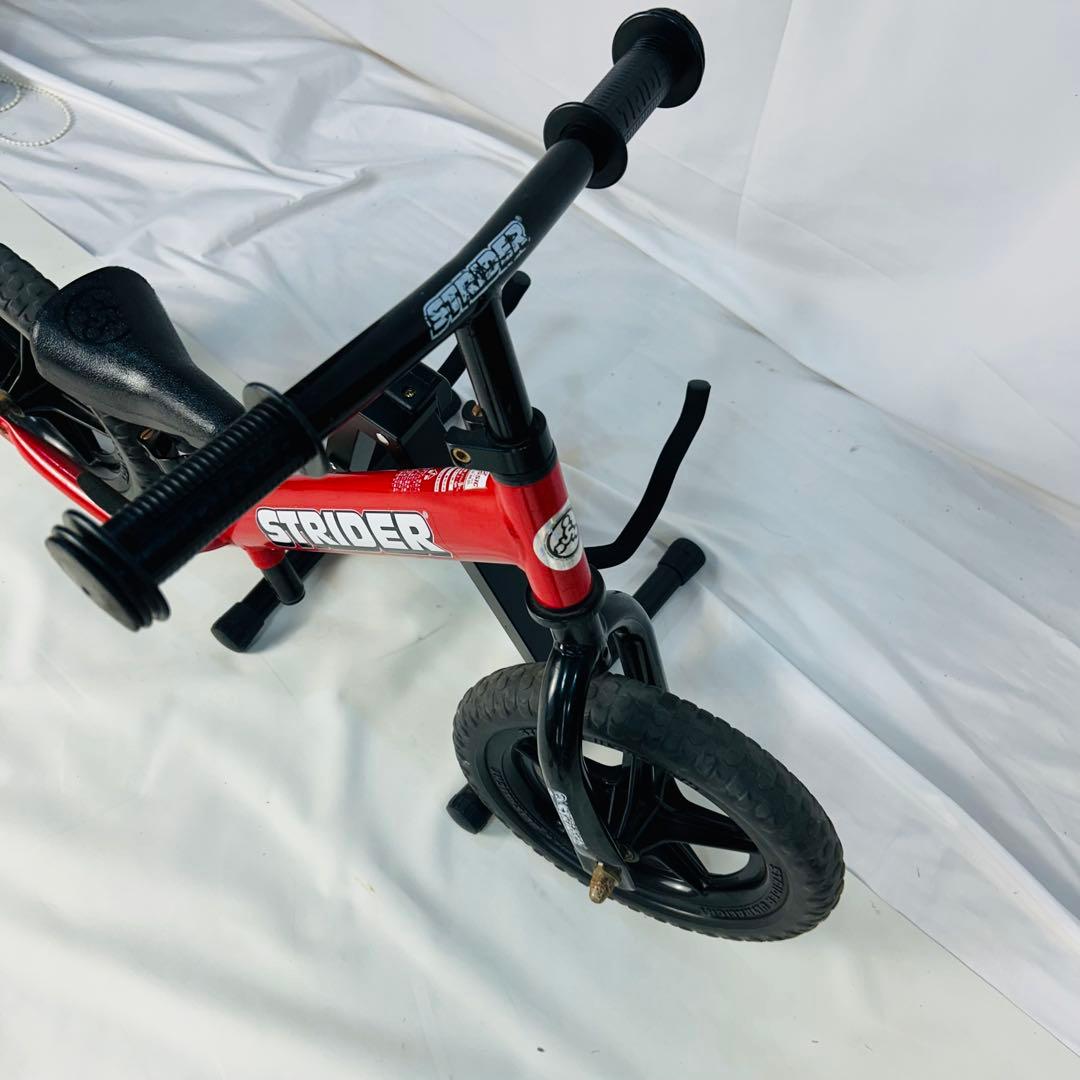 ストライダー STRIDER レッド 12型 ランニングバイク