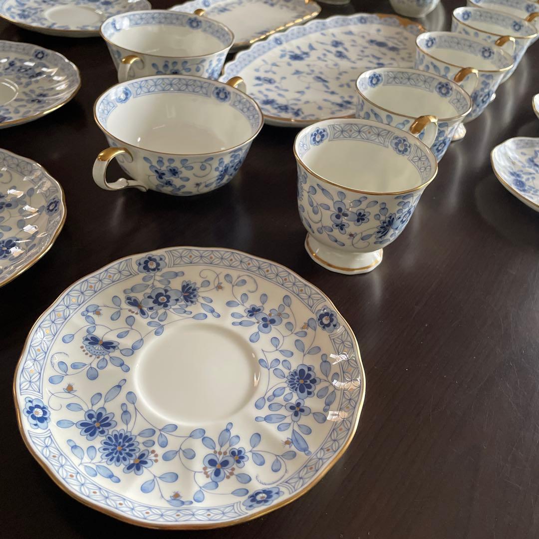 ナルミ 食器セット20点 ★ NARUMI BONE CHINA ★ 日本製