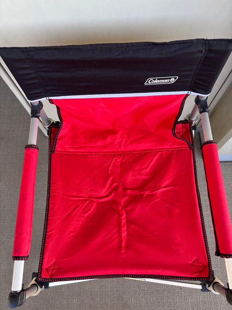 コールマン　スリムキャプテンチェア　レッド／ブラック　4脚セット