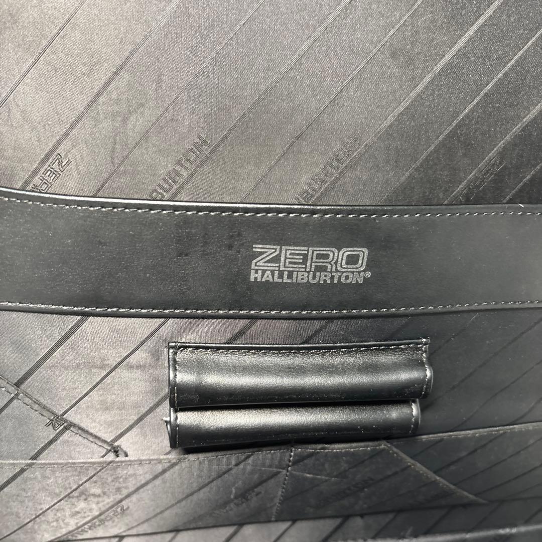 ゼロハリバートン ポリカーボネート　薄型アタッシュケース