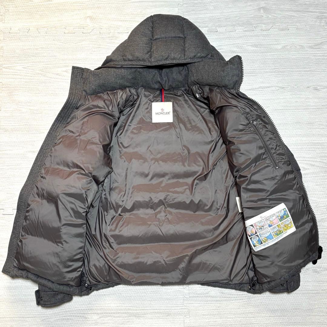 【極美品】モンクレール　モンジュネーブル　サイズ2 DISTタグ