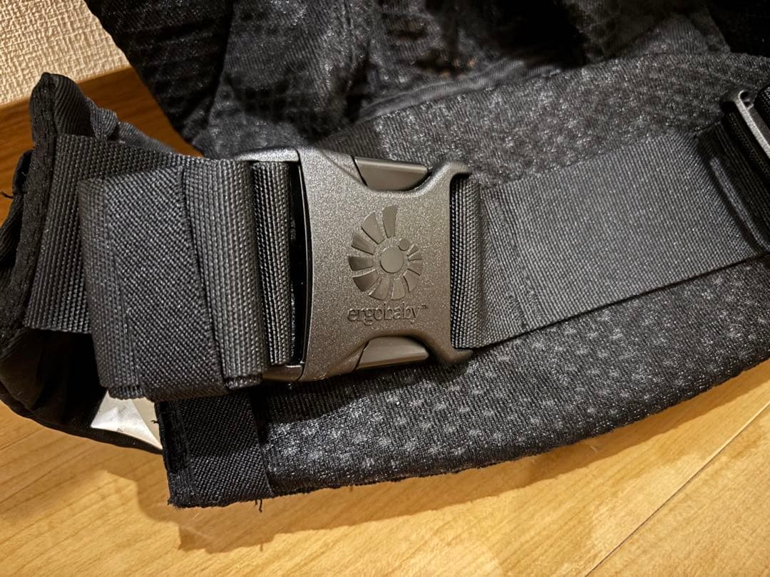 【極美品】エルゴベビー　オムニ ブリーズ　ブラック