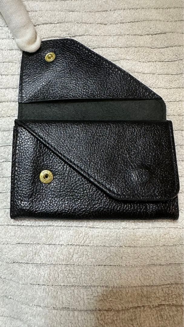 【新品】IL BISONTE（イルビゾンテ）　カードケース 名刺入れ