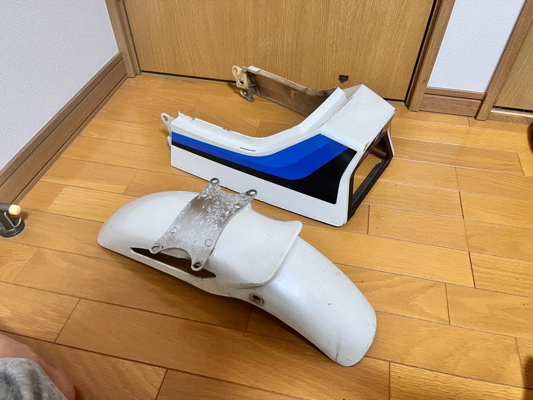 cbr400f 純正外装