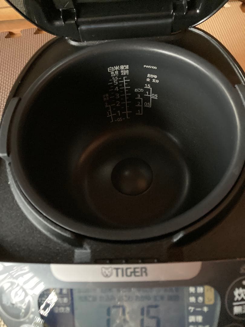 1回使用　タイガー魔法瓶　炊飯器 5合 IH式 JPW-X100HD 説明書付き