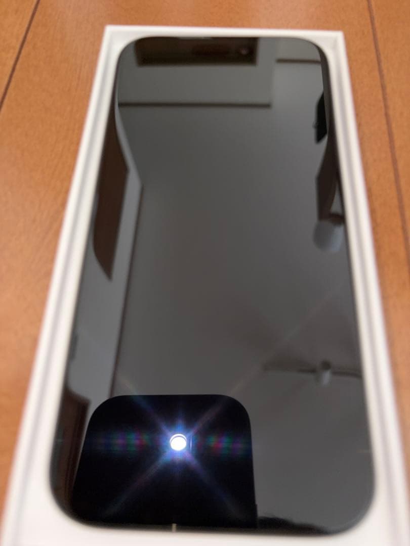 iPhone 15 Pro 128GB ブラックチタニウム SIMフリー 美品