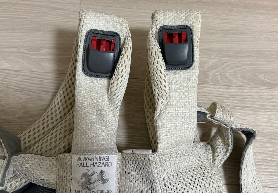 ベビービョルン ヘビーキャリア ハーモニー 抱っこ紐 ベージュ メッシュ