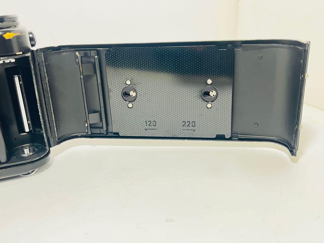 【完動品】ASAHI PENTAX 6×7 木製グリップ　ストラップ付き