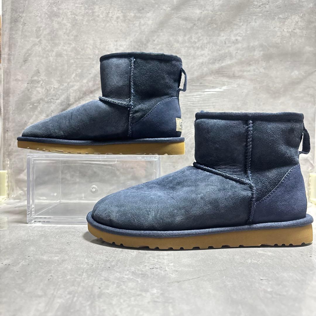 【新品未使用】UGG ショートブーツ W CLASSIC MINI 23cm