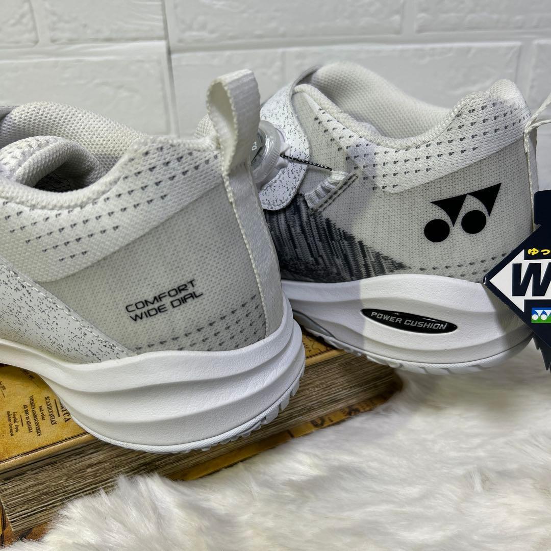 【新品未使用】　ヨネックス　テニスシューズ　パワークッション　ボア　BOA 白