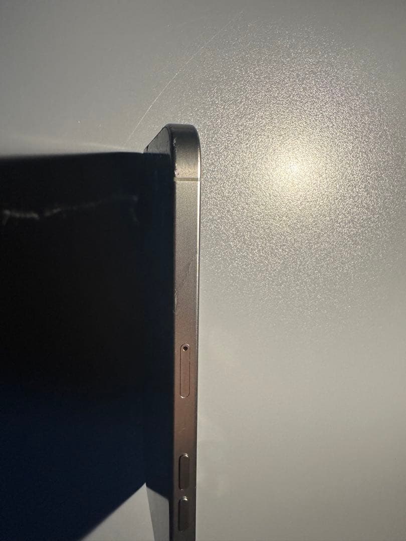 iPhone 15 pro max 256GB 箱有り　ひび割れあり